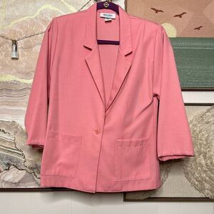 Vintage Pink collared buttoned suit jacket size 8